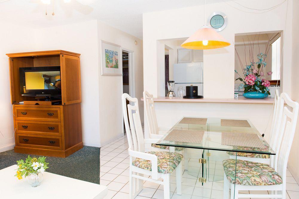 Shore Haven Resort Inn Lauderdale-by-the-Sea Екстер'єр фото